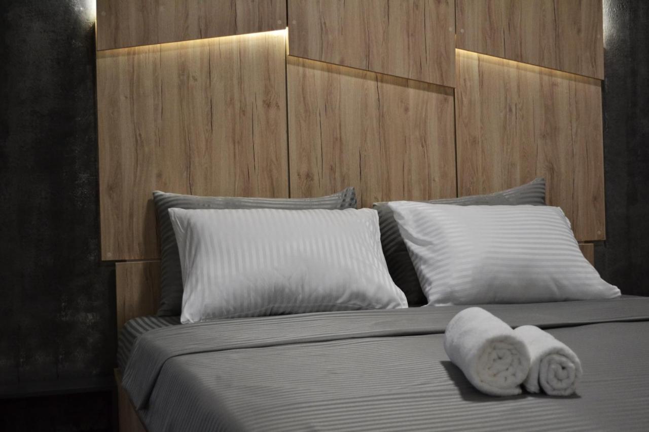 Elite Central Suites Скопие Екстериор снимка