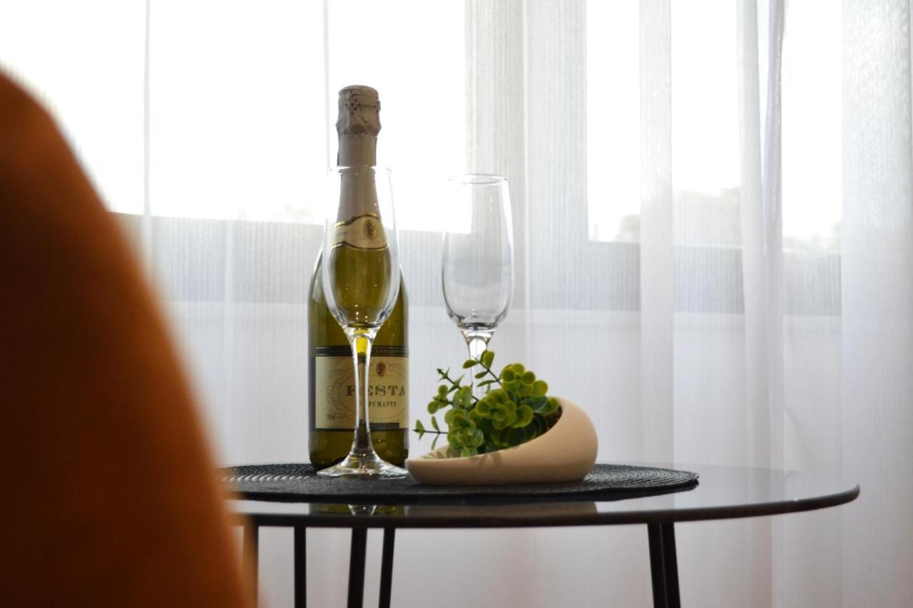 Elite Central Suites Скопие Екстериор снимка