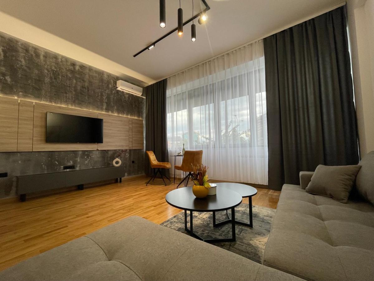 Elite Central Suites Скопие Екстериор снимка